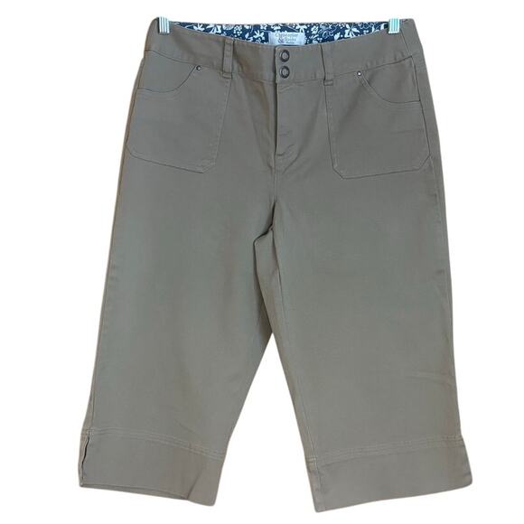 Women's Christopher & Banks Petite Khaki Capri Pants Size 10P, EUC - Picture 1 of 3
